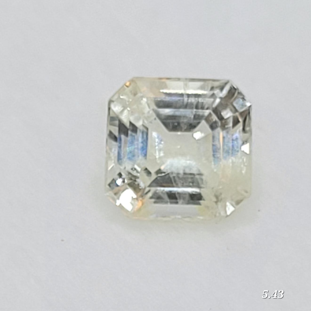 Natural Yellow Sapphire gemstone